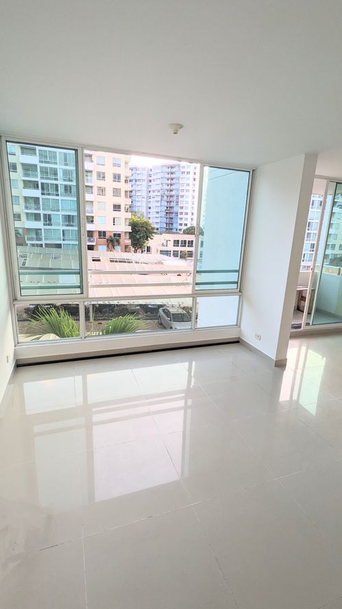 Apartamento de 3 alcobas en arriendo en Miramar, Barranquilla, 94 m² · foto 3 de 14