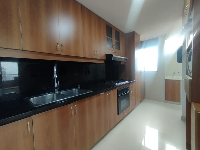 Apartamento de 3 alcobas en arriendo en El Poblado, Medellín, 130 m² · foto 9 de 20