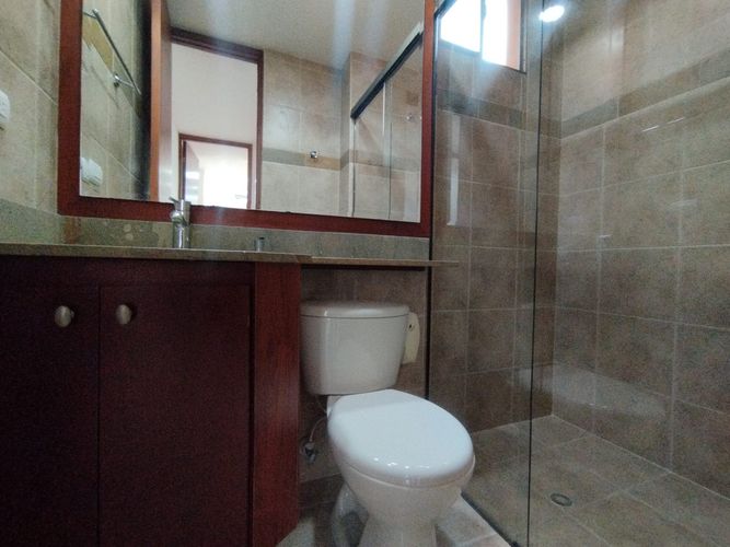 Apartamento de 3 alcobas en arriendo en El Poblado, Medellín, 130 m² · foto 14 de 20