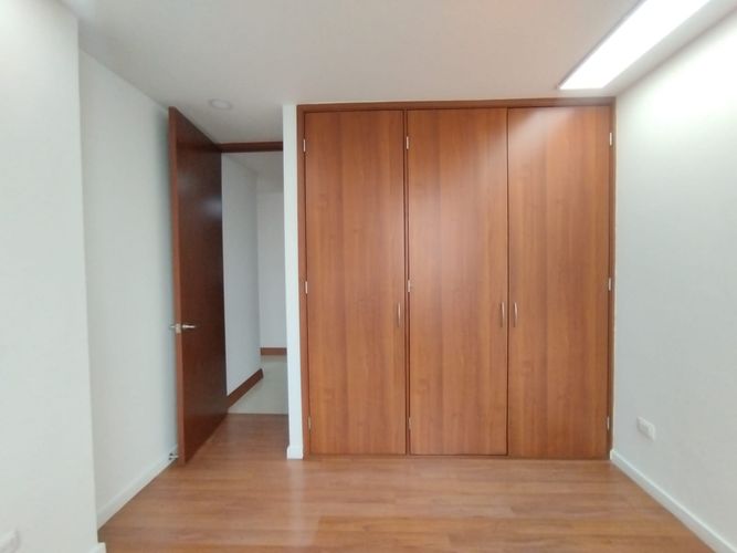 Apartamento de 3 alcobas en arriendo en El Poblado, Medellín, 130 m² · foto 17 de 20