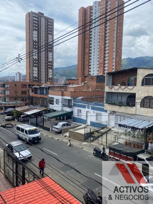 Apartamento de 3 alcobas en venta en Niquia, Bello, 65 m² · foto 2 de 13