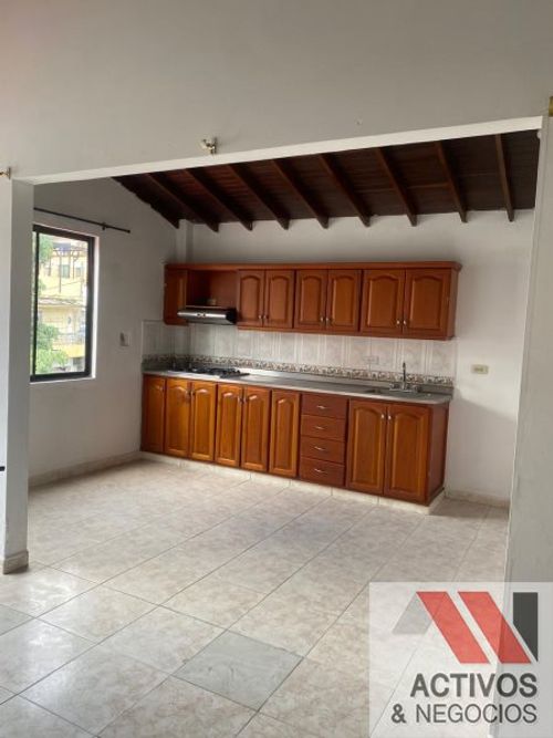 Apartamento de 3 alcobas en venta en Niquia, Bello, 65 m² · foto 6 de 13