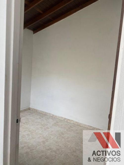 Apartamento de 3 alcobas en venta en Niquia, Bello, 65 m² · foto 11 de 13