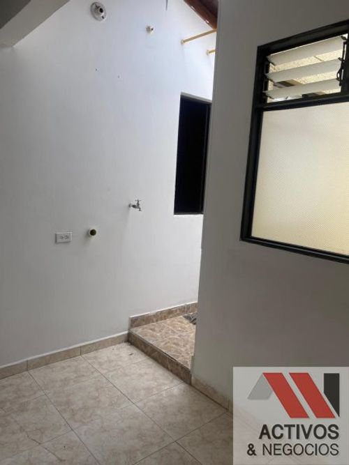 Apartamento de 3 alcobas en venta en Niquia, Bello, 65 m² · foto 12 de 13