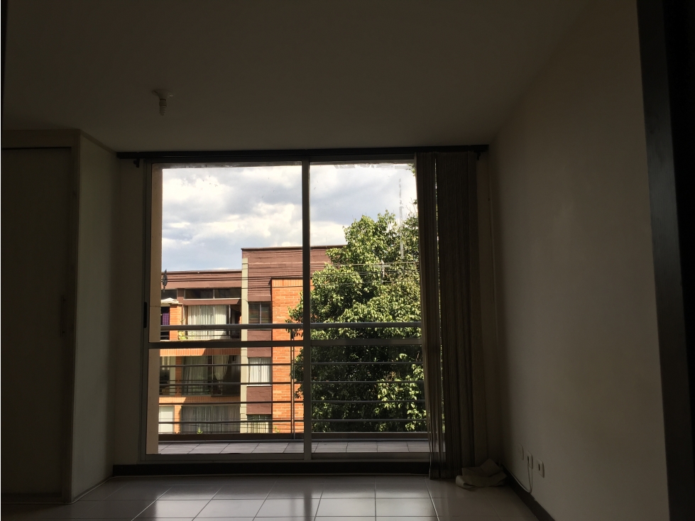 Apartaestudio en Venta en Calasanz, Medellín - 3