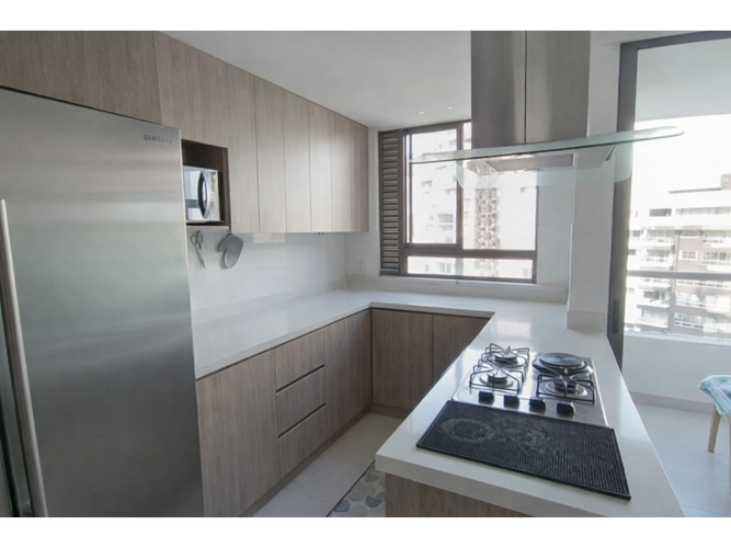 Apartamento de 3 alcobas en venta en Los Alcazares, Sabaneta, 85 m² · foto 2 de 9