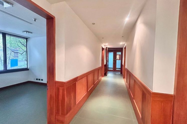 Oficina en arriendo en El Poblado, Medellín, 110 m² · foto 12 de 12