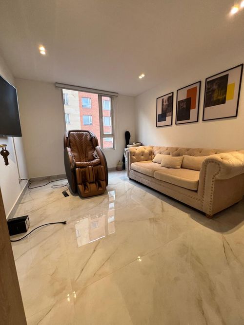Apartamento de 4 alcobas en venta en Ciudad Salitre Oriental, Bogotá, 230 m² · foto 8 de 20