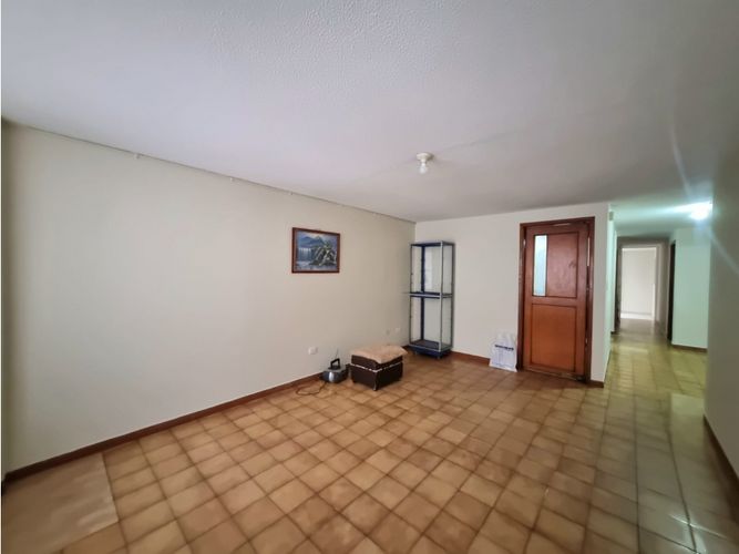 Casa de 8 alcobas en venta en La Fortuna, Funza, 205 m² · foto 3 de 24