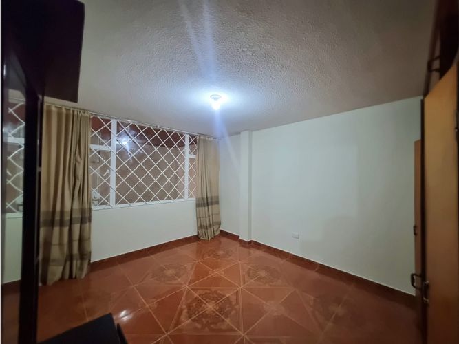 Casa de 8 alcobas en venta en La Fortuna, Funza, 205 m² · foto 9 de 24