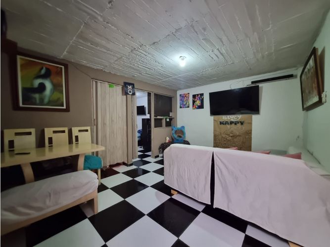 Casa de 8 alcobas en venta en La Fortuna, Funza, 205 m² · foto 15 de 24