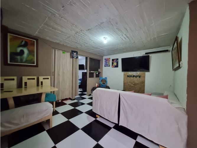 Casa de 8 alcobas en venta en La Fortuna, Funza, 205 m² · foto 16 de 24