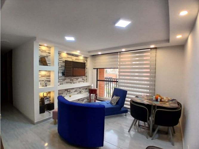 Apartamento de 3 alcobas en venta en La Prosperidad, Madrid, 56 m² · foto 2 de 11