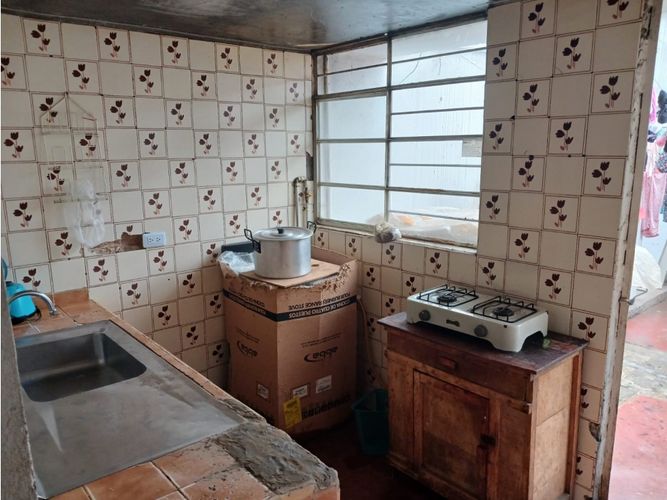 Casa de 7 alcobas en venta en Lusitania, Madrid, 142 m² · foto 6 de 20