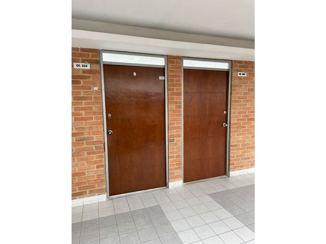 Oficina en venta en San Jorge, Mosquera, 56 m² · foto 2 de 10