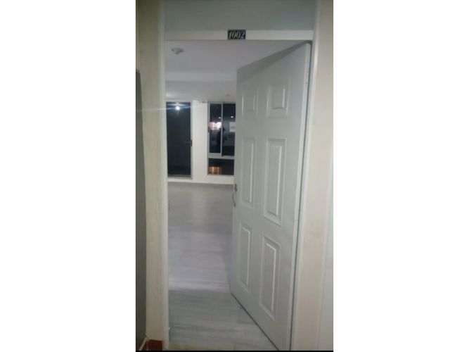Apartamento de 3 alcobas en venta en La Prosperidad, Madrid, 62 m² · foto 2 de 10