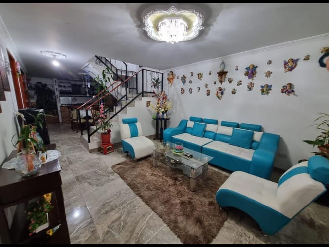 Casa de 4 alcobas en venta en Villa Paola, Funza, 200 m² · foto 2 de 24