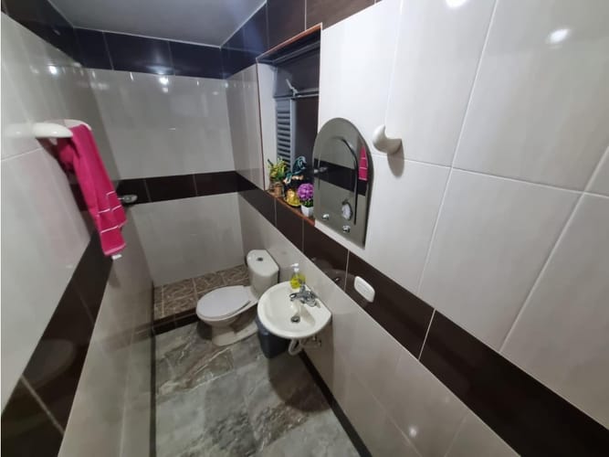 Casa de 4 alcobas en venta en Villa Paola, Funza, 200 m² · foto 12 de 24