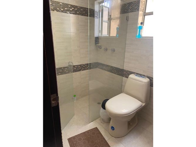 Casa de 3 alcobas en venta en El Eden, Madrid, 180 m² · foto 12 de 15