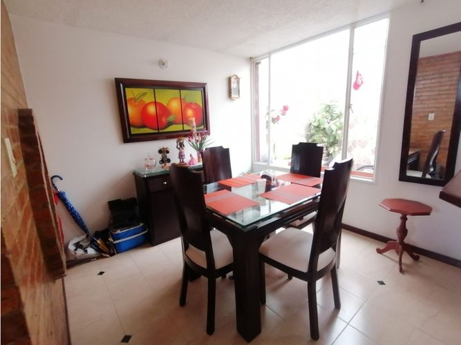 Casa de 3 alcobas en venta en Conjunto Residencial Alameda Del Rio, Madrid, 123 m² · foto 3 de 24