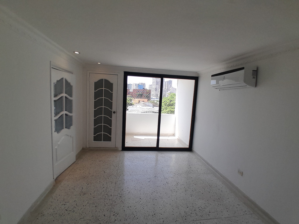 Apartamento en arriendo en Riomar, Barranquilla · foto 2 de 21