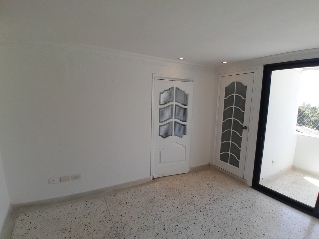 Apartamento en arriendo en Riomar, Barranquilla · foto 3 de 21