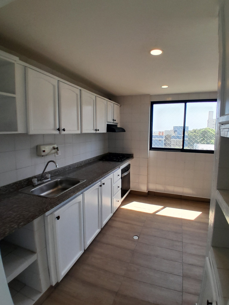 Apartamento en arriendo en Riomar, Barranquilla · foto 6 de 21