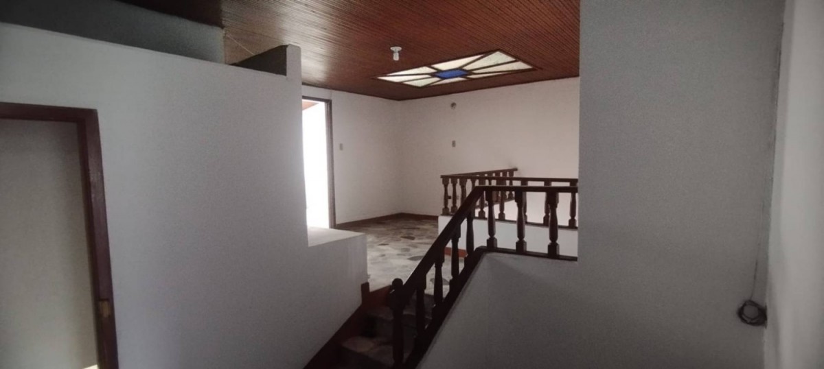 Casa en venta en Normandia, Bogotá · foto 8 de 24