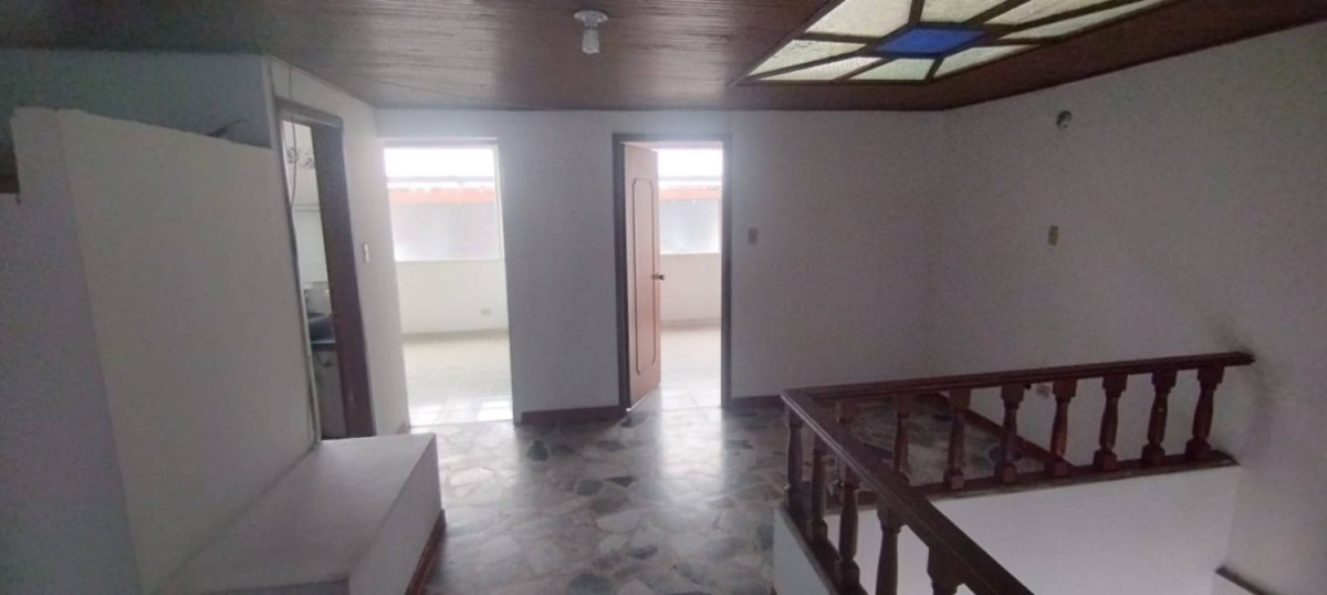 Casa en venta en Normandia, Bogotá · foto 11 de 24