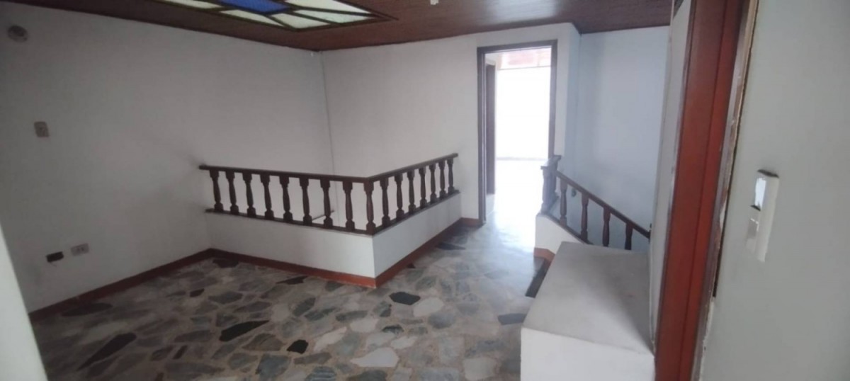 Casa en venta en Normandia, Bogotá · foto 13 de 24