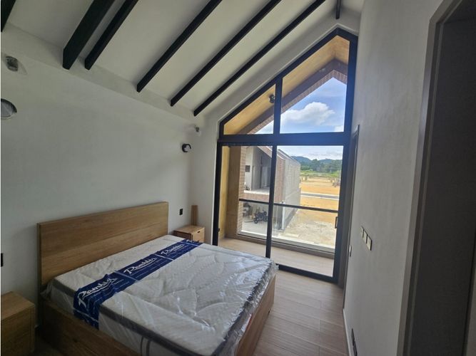 Casa de 4 alcobas en venta en La Ceja, 175 m² · foto 7 de 11