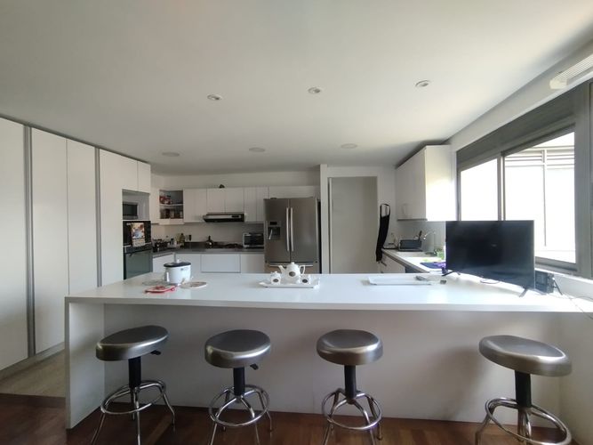 Apartamento de 3 alcobas en arriendo en El Poblado, Medellín, 245 m² · foto 11 de 18