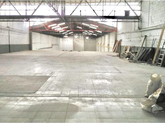 Bodega en arriendo en Zona Industrial No. 2, Itagüí, 2100 m² · foto 4 de 21