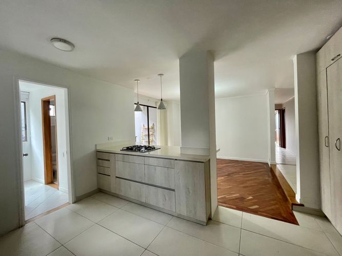 Apartamento de 3 alcobas en arriendo en El Poblado, Medellín, 160 m² · foto 6 de 19