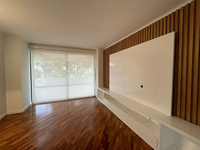 Apartamento de 3 alcobas en arriendo en El Poblado, Medellín, 160 m² · foto 8 de 19