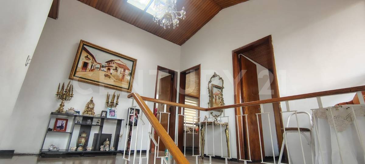 Casa en venta en San Nicolas, Bogotá · foto 8 de 16