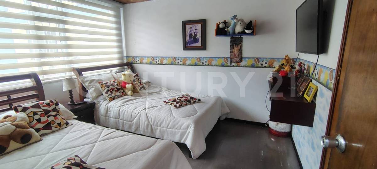 Casa en venta en San Nicolas, Bogotá · foto 11 de 16