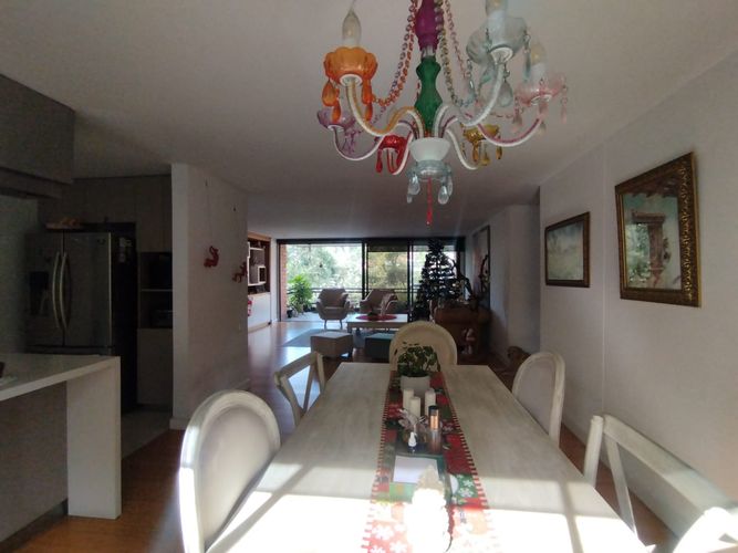 Apartamento de 4 alcobas en arriendo en Las Lomas, Medellín, 234 m² · foto 9 de 20