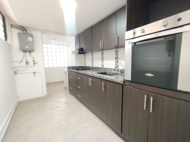 Apartamento de 3 alcobas en arriendo en El Poblado, Medellín, 90 m² · foto 5 de 20