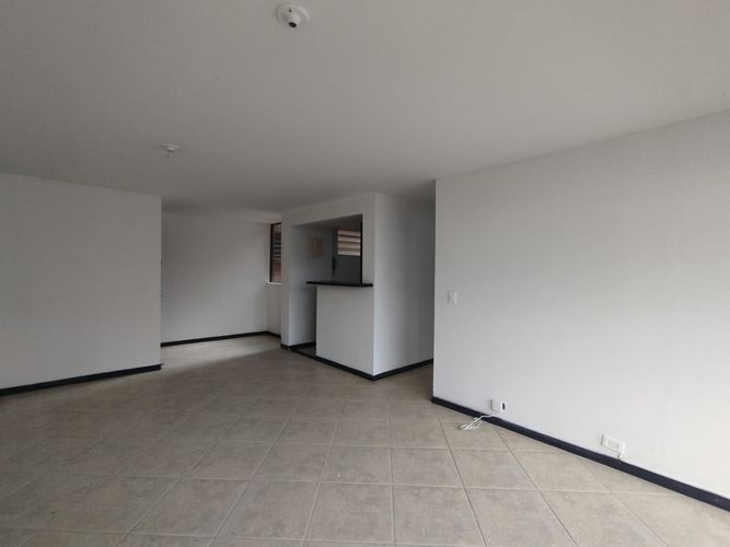 Apartamento de 3 alcobas en arriendo en El Poblado, Medellín, 90 m² · foto 16 de 20