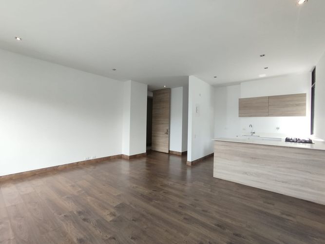 Apartamento de 1 alcoba en arriendo en Urbanización Las Cumbres, Medellín, 74 m² · foto 7 de 20