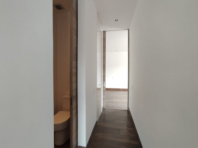 Apartamento de 1 alcoba en arriendo en Urbanización Las Cumbres, Medellín, 74 m² · foto 9 de 20
