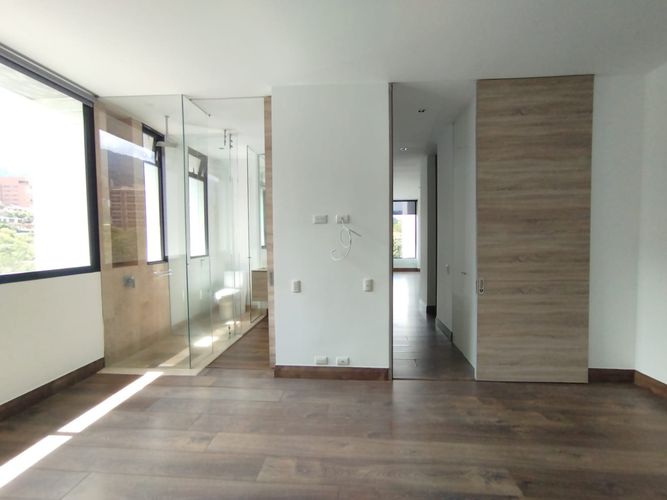 Apartamento de 1 alcoba en arriendo en Urbanización Las Cumbres, Medellín, 74 m² · foto 18 de 20