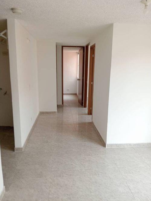 Apartamento de 3 alcobas en venta en El Danubio, Soacha, 47 m² · foto 9 de 22