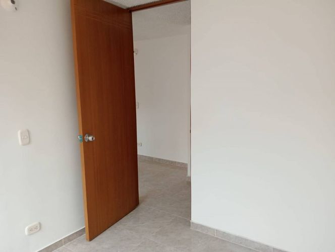 Apartamento de 3 alcobas en venta en El Danubio, Soacha, 47 m² · foto 18 de 22