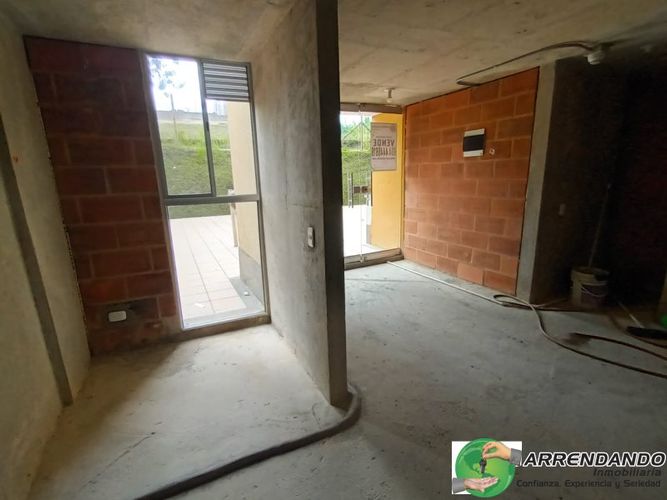 Local en arriendo en Cabecera San Antonio De Prado, Medellín, 25 m² · foto 3 de 7