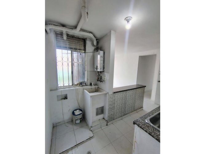 Apartamento de 3 alcobas en venta en Zona Industrial El Salitre, Soacha, 59 m² · foto 4 de 20