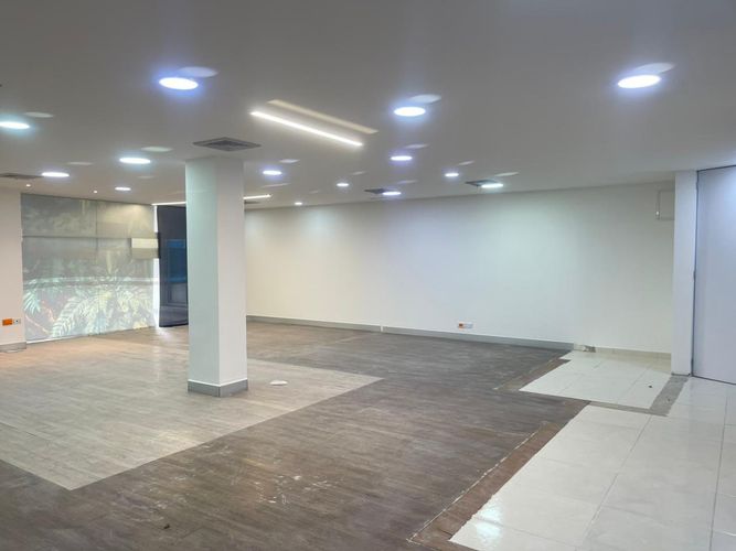 Local en arriendo en El Poblado, Medellín, 90 m² · foto 10 de 11