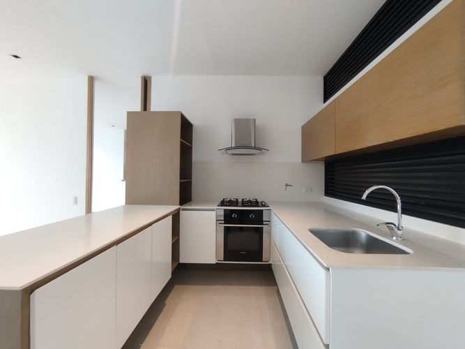 Apartamento de 1 alcoba en arriendo en Urbanización Las Cumbres, Medellín, 90 m² · foto 6 de 20