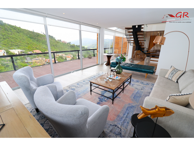 Casa de 6 alcobas en venta en Hatogrande, Sopó, 457 m² · foto 3 de 24